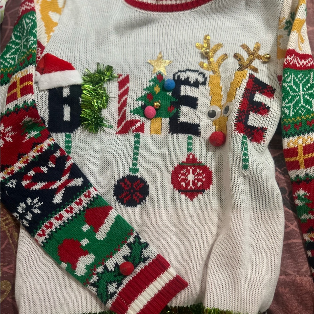 Ugly Christmas sweater 🎄